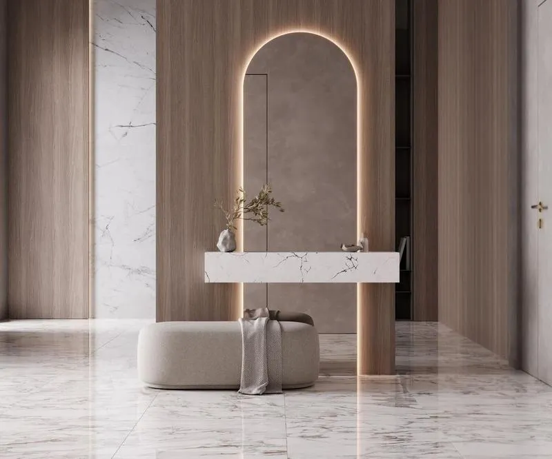 Pomysły na to, jak ozdobić ściany przedpokoju i stworzyć przytulne wejście