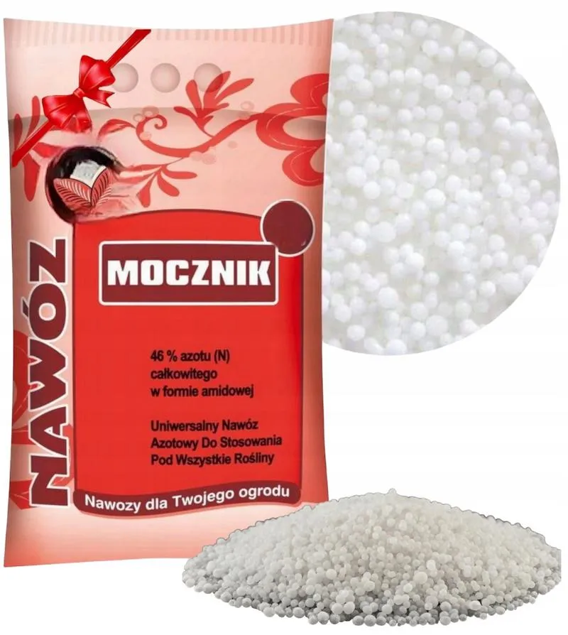 Nawożenie trawnika mocznikiem