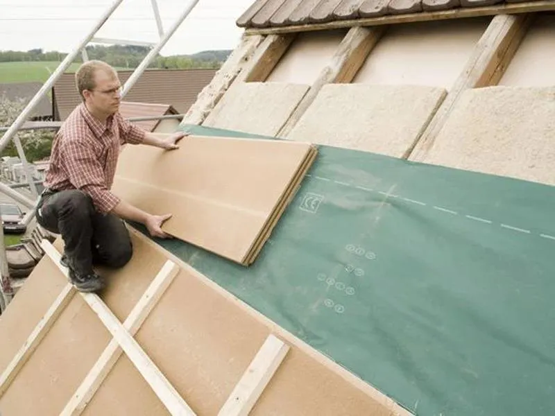 Porównanie materiałów dachowych