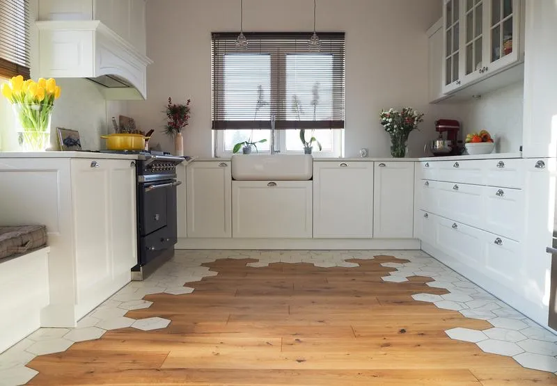 Wybór materiałów i sprzętu kuchennego